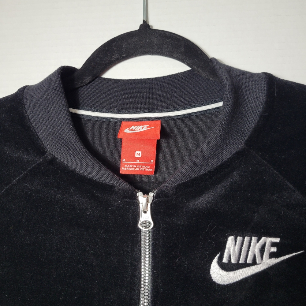 Nike Women's Black Velvet-Look Bomber Jacket with White Logo - Picture 5 of 8